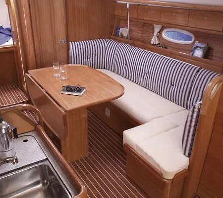 Boat In 스플리트